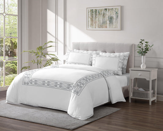 Linen Classique 320TC French Ironwork - White Duvet Set