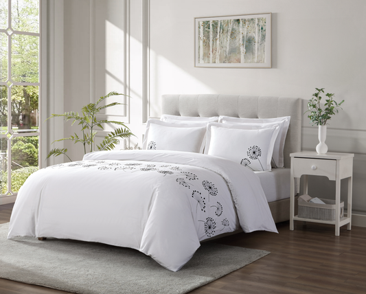 Linen Classique 300TC Embroidered Dandellion Black Duvet Set